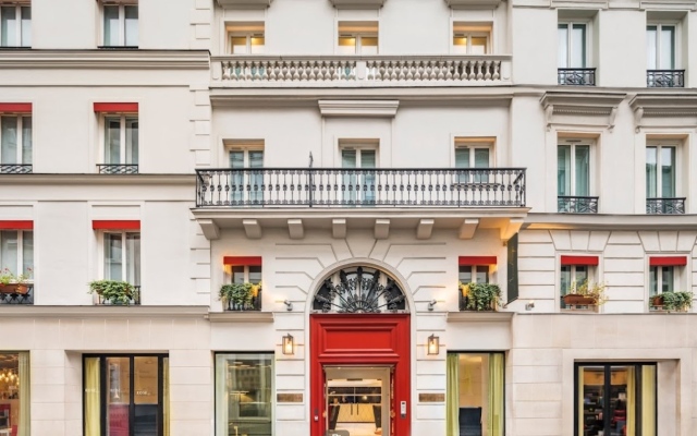 NH Paris Champs-Elysées