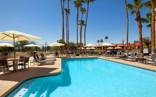 Four Points by Sheraton Phoenix South Mountain