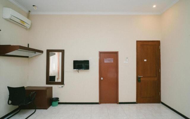 Urbanview Hotel Griya Surya Malang by RedDoorz