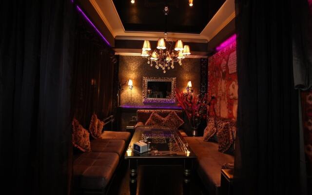Hotel Gulistan tour