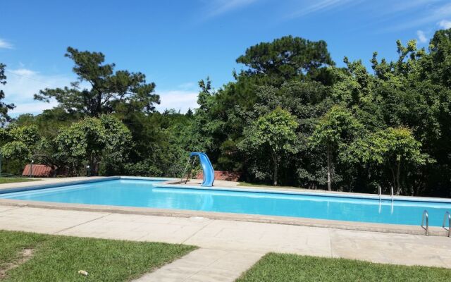 Hotel Entre Pinos