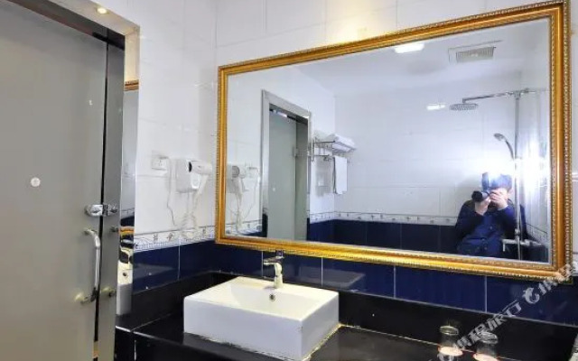 Huizhilongjuxin Hotel