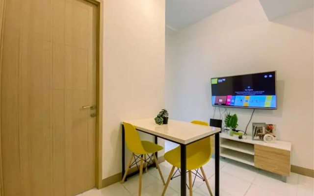 Modern and Cozy Living 2BR Apartment Tokyo Riverside PIK 2 – Guest Rooms – Jakarta