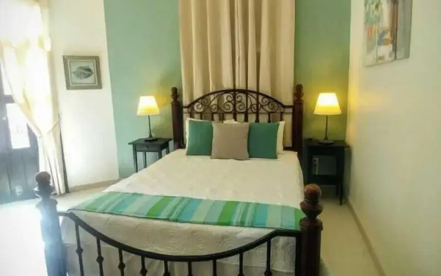 Hotel Class Colonial