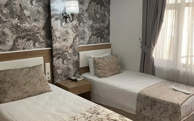Polanin Hotel