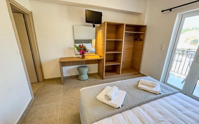 Athina Apartments