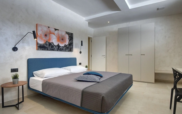 Villa in Vodnjan With Swimming Pool