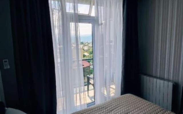 Leo Group Apartment 07-707 GURU RESIDENCE Batumi