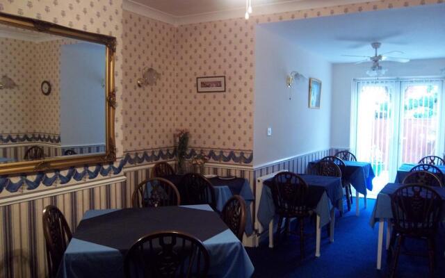 The Sheridan - Guest house