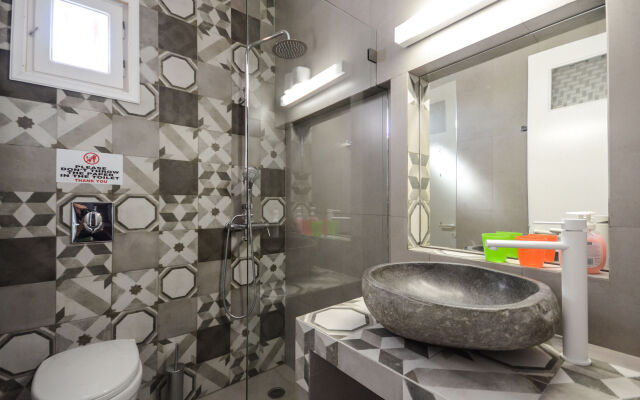 Ydreos Studios & Apartments