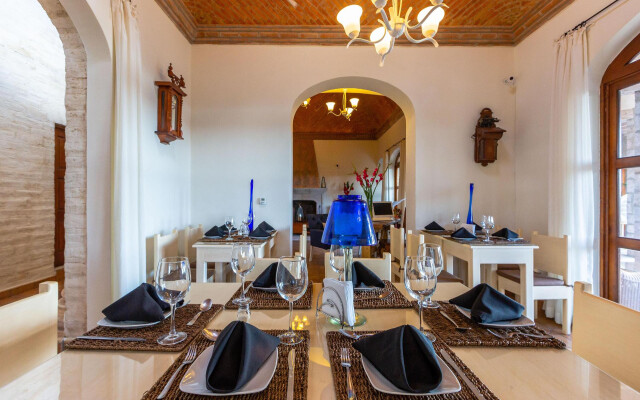 Grand Las Nubes by Inmense