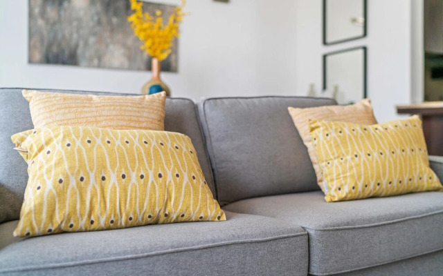 Maison Privee - Tiara Diamond G05