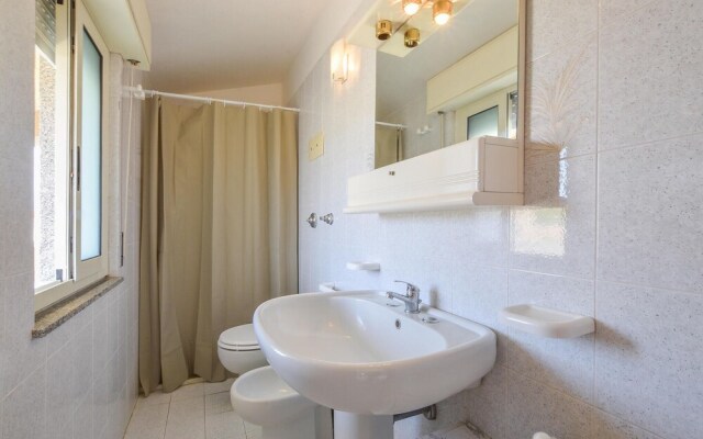 Beautiful Apartment in Donnalucata With 2 Bedrooms and Wifi