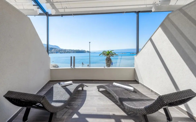 Luxury Rooms Seven