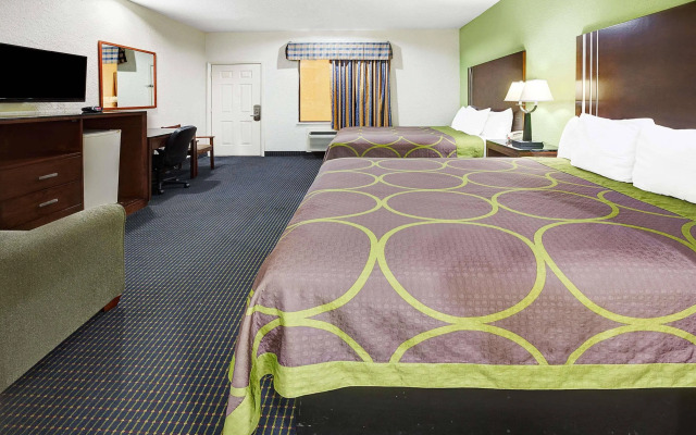 Super 8 by Wyndham Houston Hobby Airport South