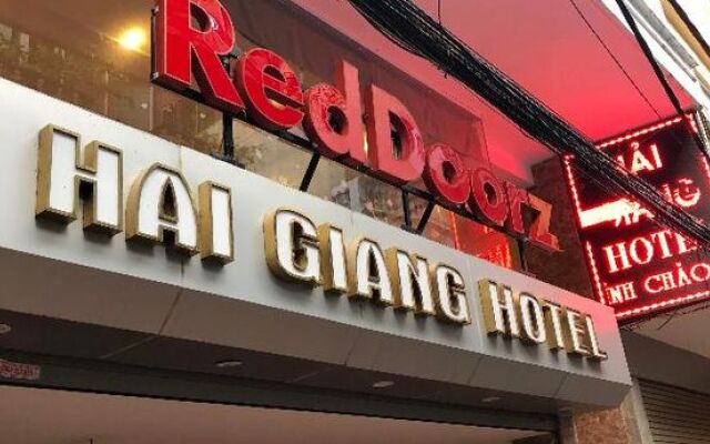 RedDoorz Near Nguyen Chi Thanh Street