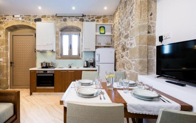 Agarathos Deluxe Homes Kaliviani