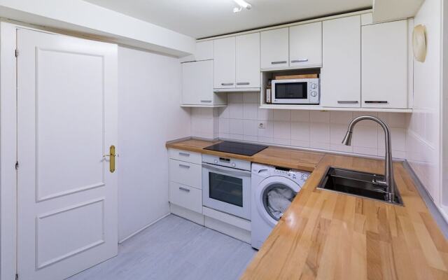 OLD TOWN VIII apartment by Aston Rentals