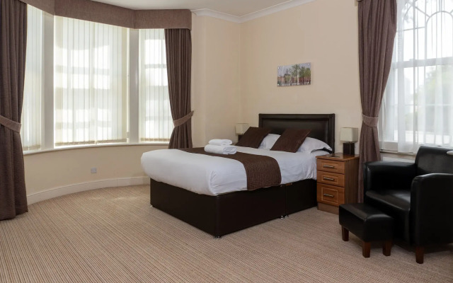 The Lawns Guest House