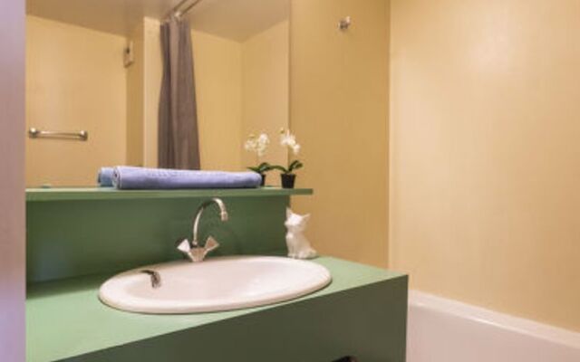 La Roche Blanche 24365