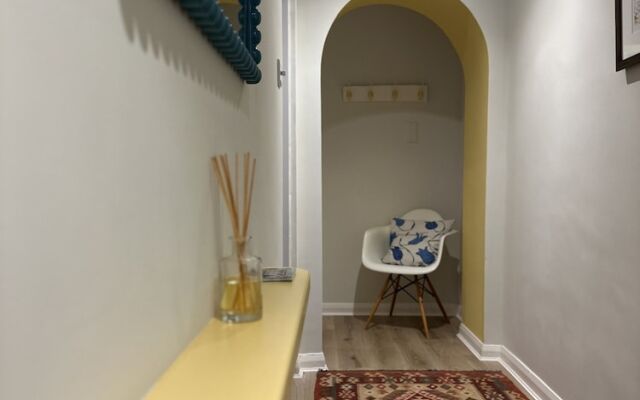 Unique Clifton Apartment on Historic Crescent