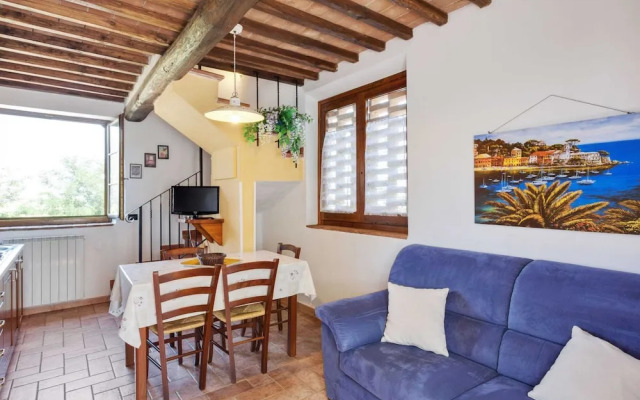 Lavish Holiday Home in Volterra With Pool