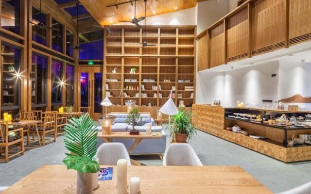 DADA Hobbyhorse Hotel (Chongqing University Town Metro Station)