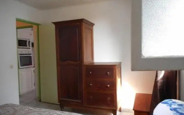 Appartement Vue Jardin Fleuri