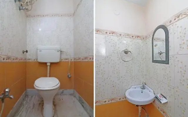 Hotel Classic by OYO Rooms