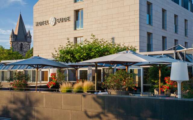 Hotel Gude