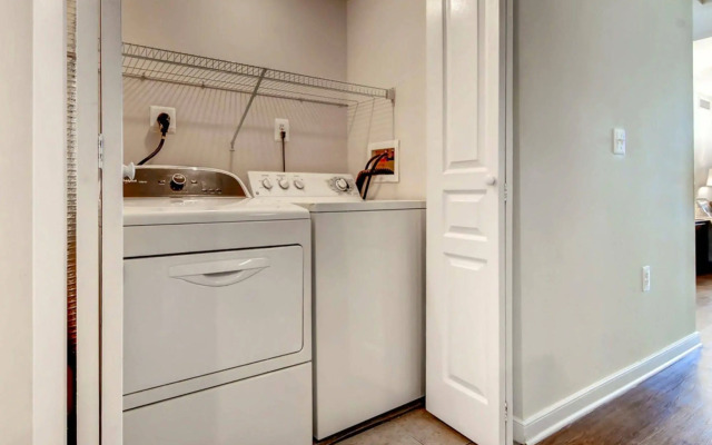 Global Luxury Suites at Castro Street