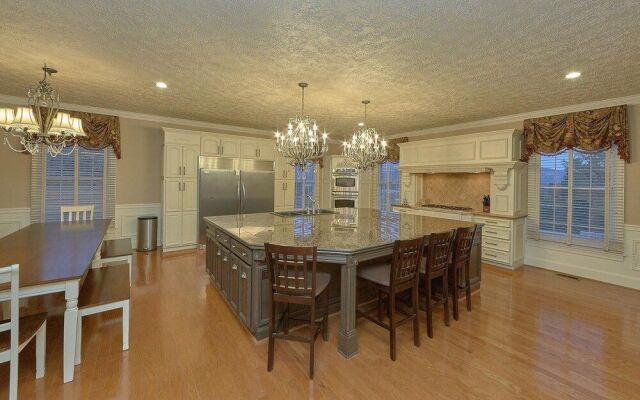 The Pillars Holiday home 9