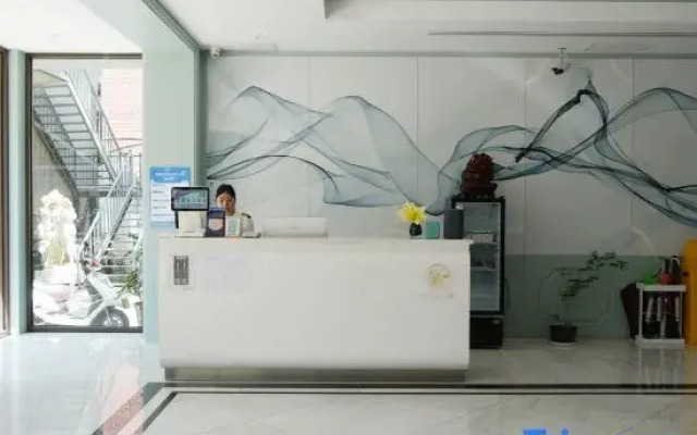 Zhangjiakou Deyuelou Hotel
