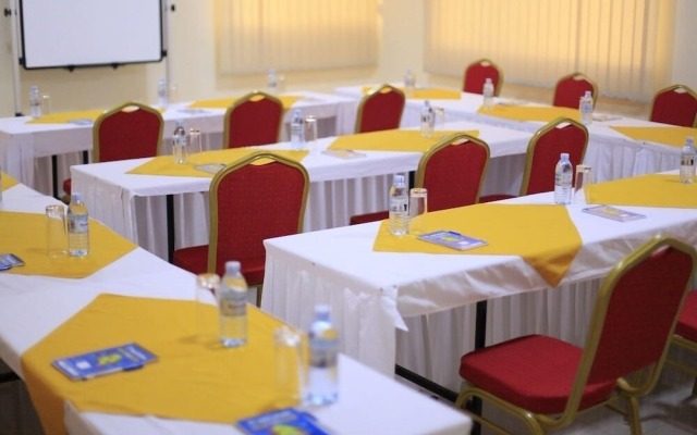 Marie's Royale Hotel