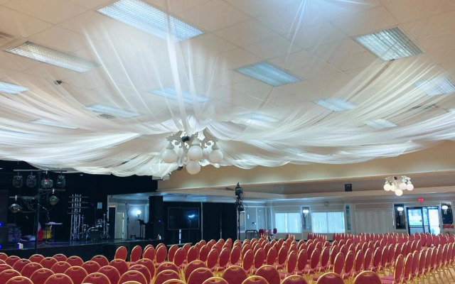 Victoria Palms Inn & Suites