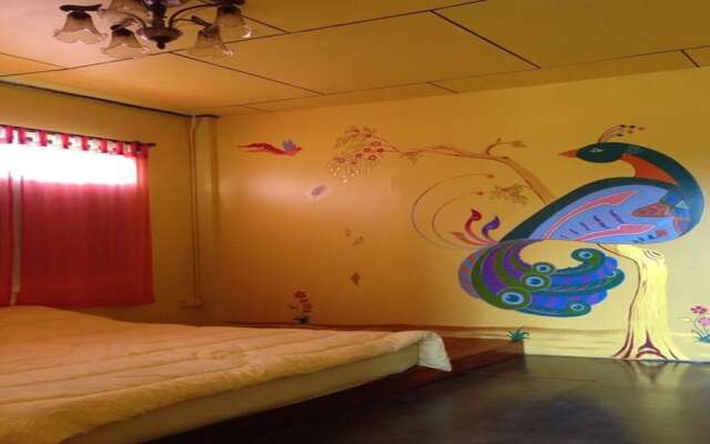 Sukkhiengdao Bar & Bed