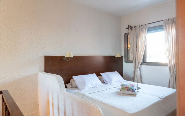 Porto Sisi Hotel Apartments