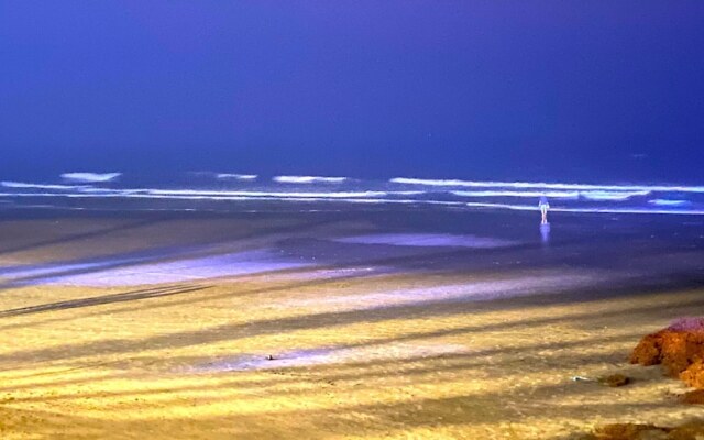 Dallas Beach Resorts