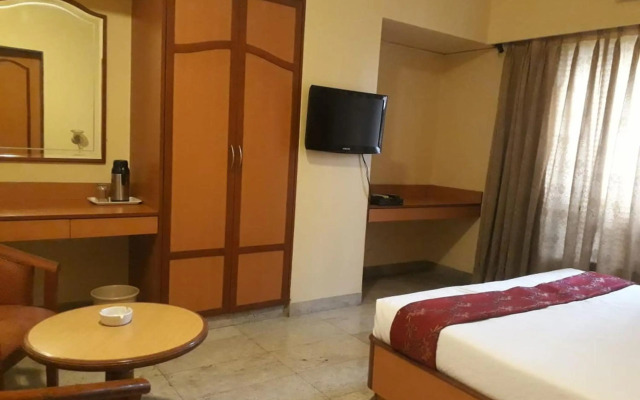 Hotel The Samrat