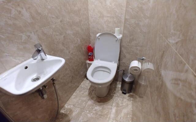 One-room. 5a Baseina str. Near Kreshchatik. Centre