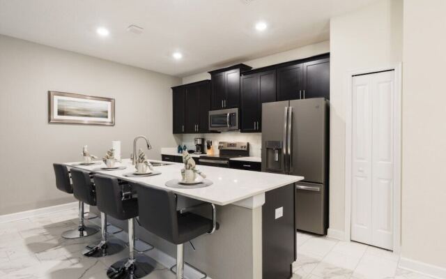 Champions Gate-8957LTSDJGILTHP townhouse