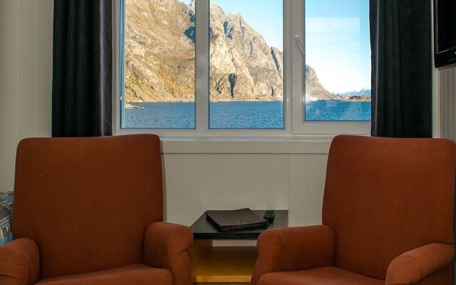 Lofoten Arctic Henningsvær Hotel