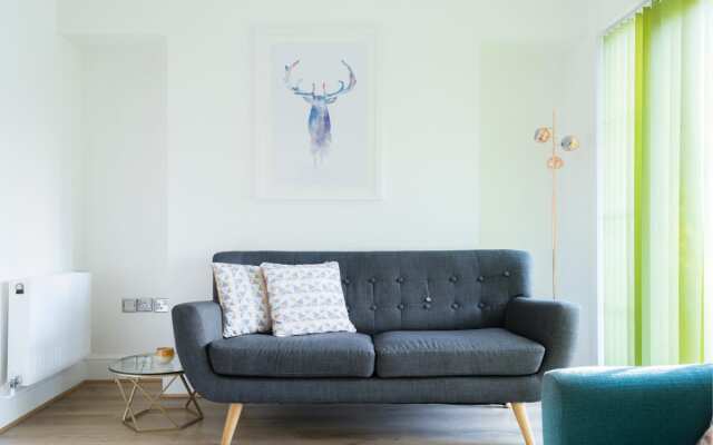 The Blue Compass - Modern & Central 4BDR Townhouse with Garden
