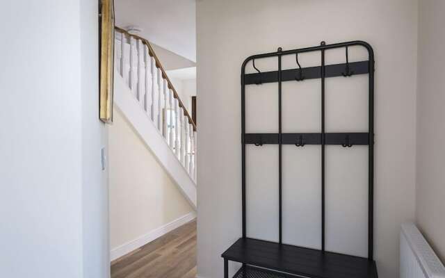 4 Armada House
