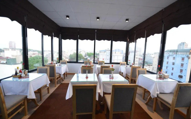 Blue Hanoi Inn Hotel