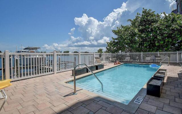 304 Bay Harbor