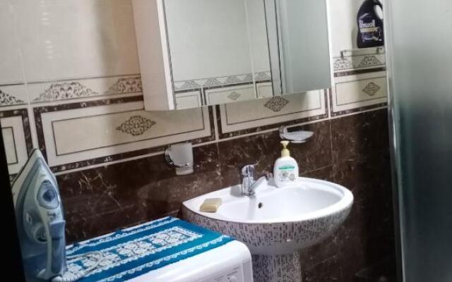 Kvartira na perosmani 16/A. 7 etazh -75 kvartira