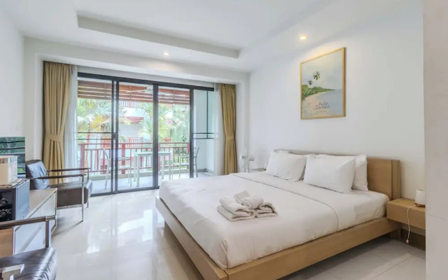 1BR with Pool &Gym Prime Location C233