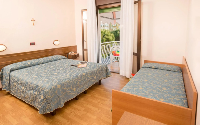 Hotel Trevi