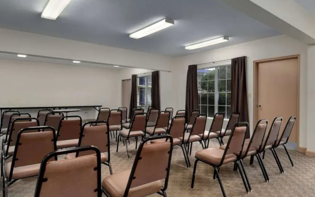 Holiday Inn Express Hotel & Suites Silver Springs - Ocala by IHG